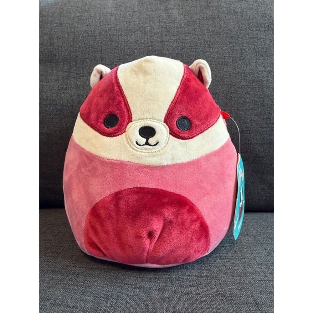 NWT Matias the Burgundy Red Badger Squishmallow 9” Wildlife
